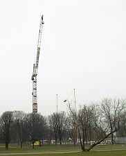 ..w Parku Szyma�skiego stoi sobie takie cu� ;P